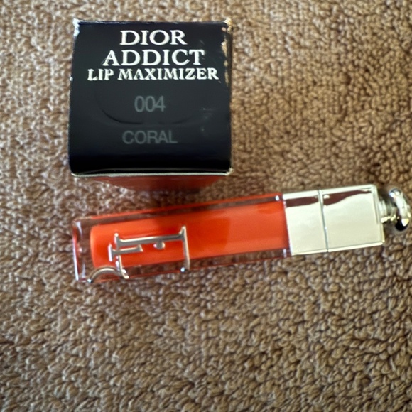 Dior Addict Lip Maximizer-004 Coral - 0.20 oz -NEW - Picture 3 of 5